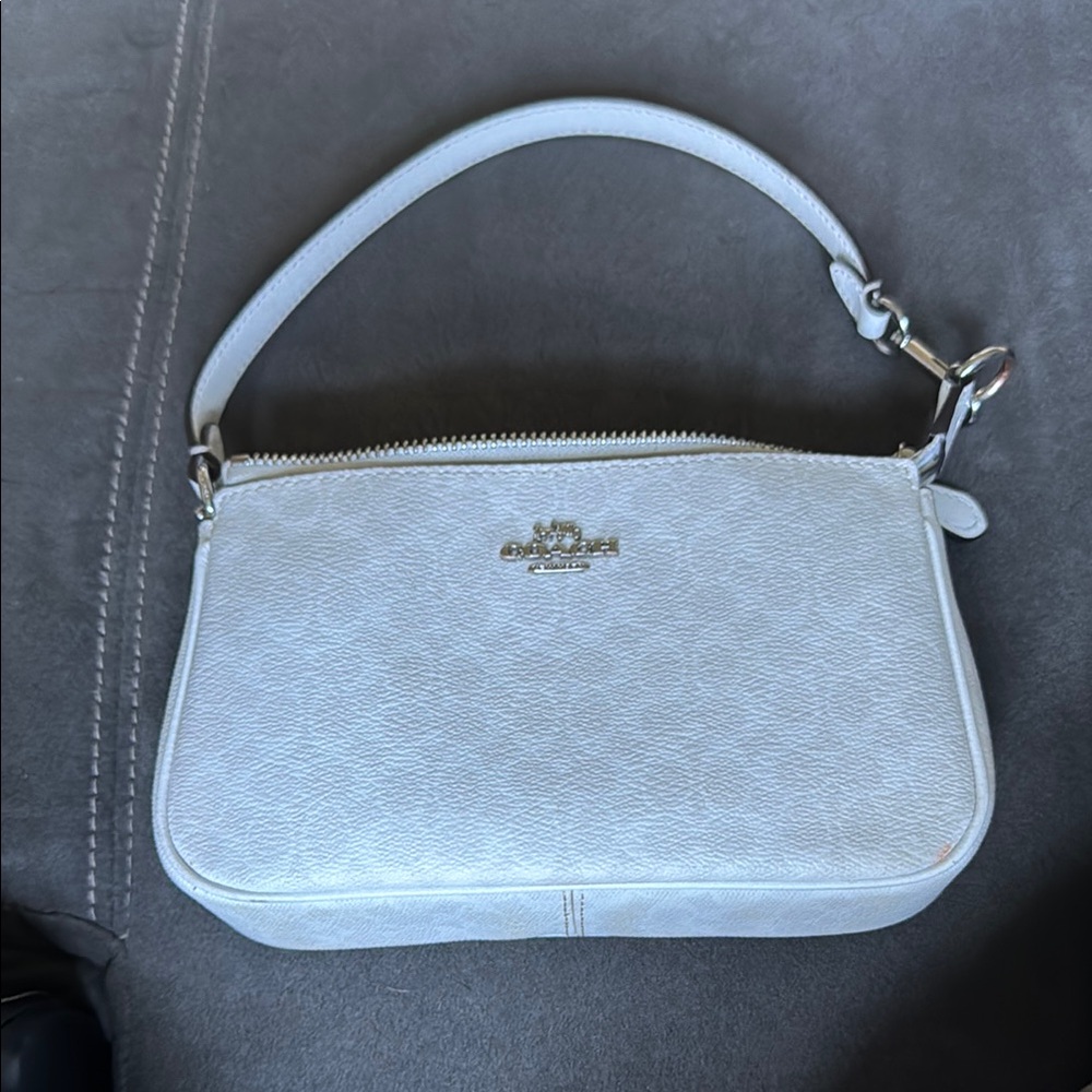 Coach White Leather Shoulder Bag